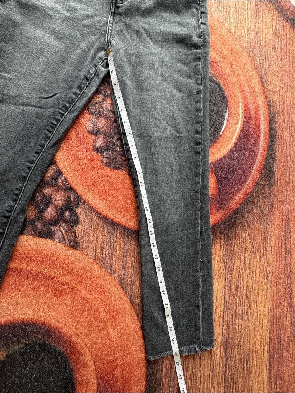 Denim Forum The Lola High Rise Skinny Jeans Raw Hem – Aritzia Size 29 dark wash - Picture 8 of 11
